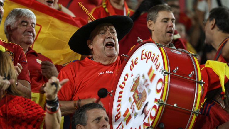 a murit manolo cel mai cunoscut suporter al echipei de fotbal a spaniei 68146bd37c76f