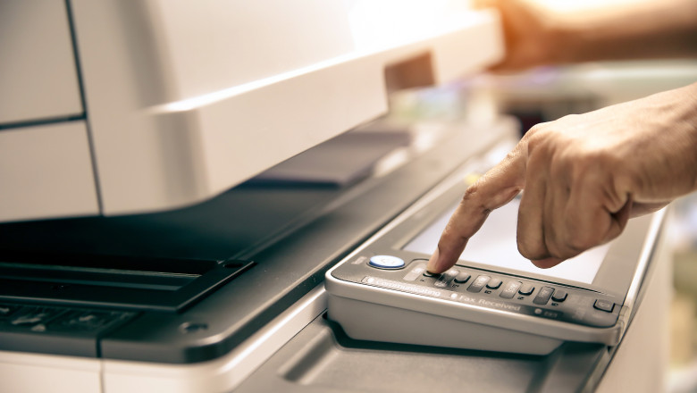 a scazut numarul firmelor din romania care si au suspendat activitatea cum arata cifrele publicate de registrul comertului 6815f825f0eb9