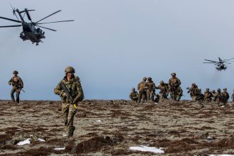 acuzatii de coruptie in cazul angajatilor unei agentii nato mai multe persoane au fost arestate in belgia 6824ece8c81dd