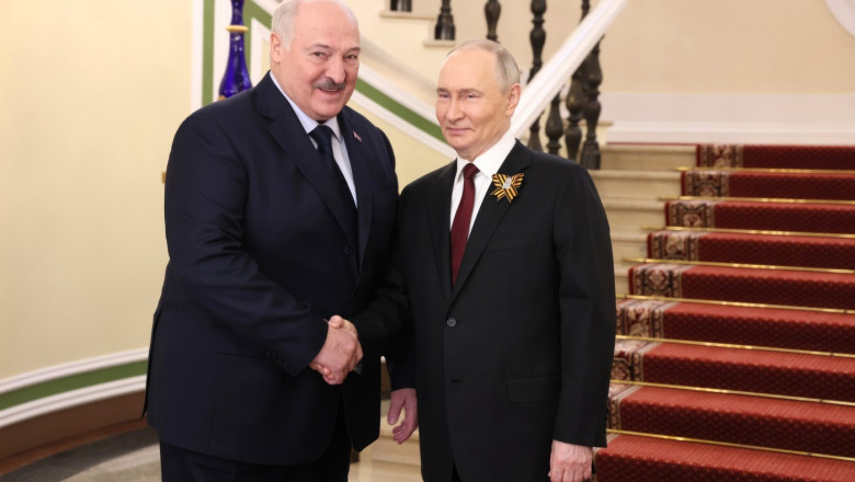 aleksandr lukasenko isi indeamna fermierii sa cultive mai multi cartofi pentru a hrani rusia trebuie sa ii ajutam pe fratii nostri 683730ba3affb