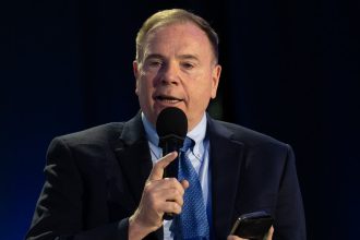 ben hodges felicita romania a fost capabila sa opreasca rusia care si a facut o prioritate din a influenta alegerile 682f40ab725c5