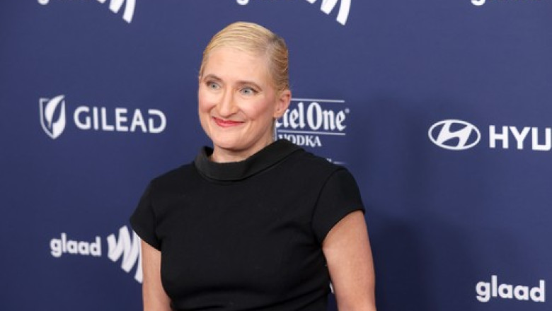 cantareata jill sobule cunoscuta pentru hiturile anilor 90 i kissed a girl si supermodel a murit intr un incendiu 68145f6b709f7