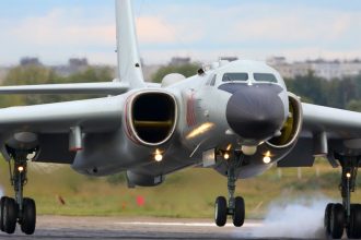 cele mai avansate bombardiere chineze vazute pe o insula disputata din marea chinei de sud 683731df7d50b