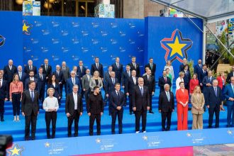 discutii despre o pace durabila in ucraina la summitul comunitatii politice europene de la tirana mesajul lui ilie bolojan 682788e15e006