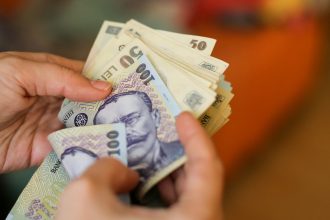 dobanzile la care se imprumuta statul revin treptat la nivelurile anterioare alegerilor scaderi mai mari la titlurile pe termen scurt 682b09207f4b3