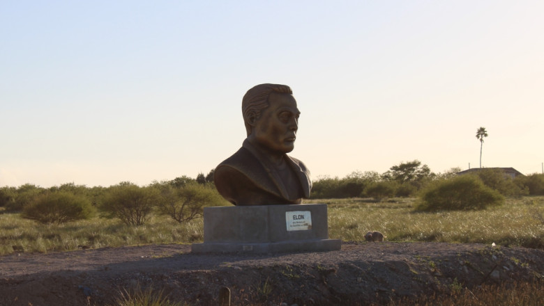 elon musk mai aproape de a detine orasul care i a ridicat statuie angajatii spacex din texas voteaza pentru starbase 6815ff6dc93b0