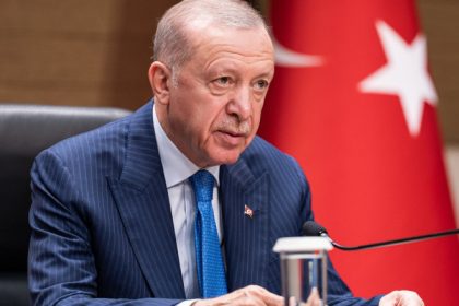 erdogan cere rusiei si ucrainei sa continue negocierile privind pacea sa nu inchida usa 683849f33e025