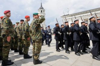 extrema dreapta din germania vrea reforma in armata dupa modelul american promovat de pete hegseth 682f40b574745