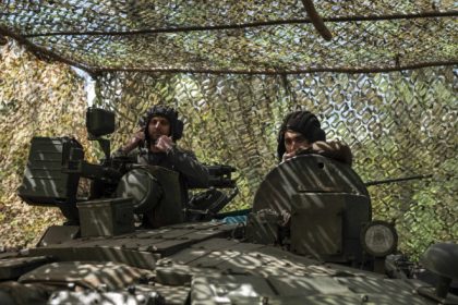 fortele de aparare ale ucrainei in ciuda armistitiului declarat de putin inclestarile pe front continua unde se dau lupte grele 681c87ae007f0