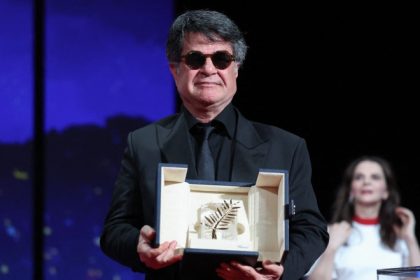 galerie foto cannes 2025 trofeul palme dor castigat de filmul un simplu accident lista completa a premiilor 6835db3ad1e7c