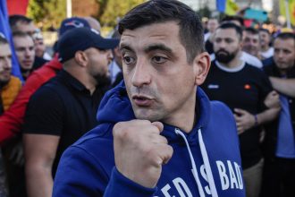 george simion ramane interzis in republica moldova sedinta privind anularea restrictiei de intrare in statul vecin a fost amanata 682b33928d4dc