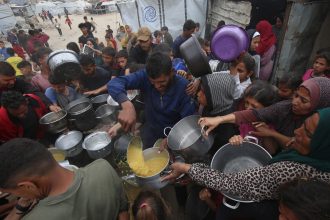 israelul a reluat bombardamentele in fasia gaza oficial onu in cateva saptamani oamenii vor muri nu de bombe ci de foame 6822eba1c60bb