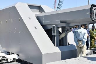 japonia a prezentat o arma care poate schimba soarta razboiului ce este si cum functioneaza tunul electric 682f0e4582474