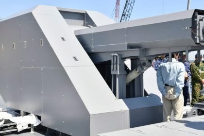 japonia a prezentat o arma care poate schimba soarta razboiului ce este si cum functioneaza tunul electric 682f0e4582474