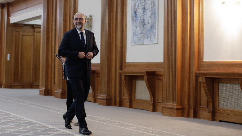 kelemen hunor a vorbit cu nicusor dan suntem pregatiti sa construim impreuna cu noul presedinte ales 682c231a7308f