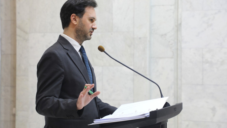 kievul riposteaza dupa ce zaharova l a insultat pe zelenski un latrat de la moscova 682611e47f066