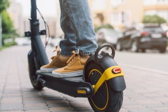 la atena va fi reglementata folosirea trotinetelor electrice o teribila neplacere 68199e74e700a