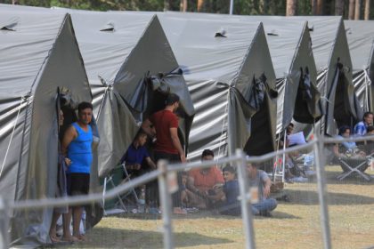 lituania a reclamat belarusul la haga pentru folosirea migratiei ca arma 682c8f9ed487b