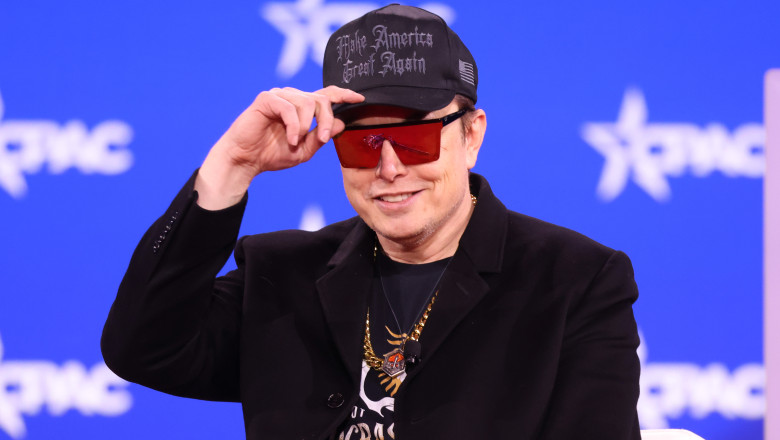 magnatii tech apropiati de donald trump pun sub semnul intrebarii alegerile din romania ce mesaje rostogolesc elon musk si david sacks 682da2fd355ea
