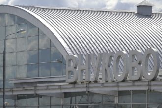 mai multe aeroporturi din moscova au fost inchise din cauza unui posibil atac cu drone ce a spus primarul capitalei ruse 6833527697fa0