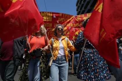 mii de oameni au manifestat in grecia de ziua muncii greve in transporturile urbane si maritime 6813af9cd04cf