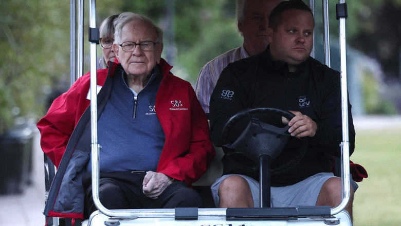 miliardarul warren buffett se retrage de la sefia berkshire hathaway dupa peste 60 de ani cine va fi succesorul 6816e77660223