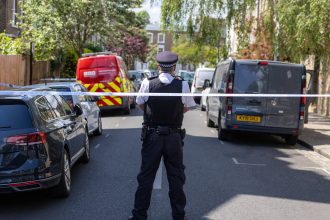 news alert cetatean roman pus sub acuzare in cazul incendierii locuintei premierului britanic keir starmer 682c411b0a6b7