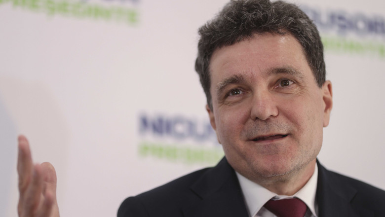 news alert nicusor dan a facut plangere penala impotriva elenei lasconi in scandalul pozelor publicate de sefa usr s a discreditat total 68148ebcec12c