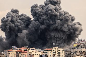 noi atacuri ale israelului in fasia gaza 15 morti inclusiv copii in urma bombardamentelor 6831e02538e11