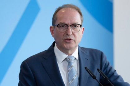 noul guvern german a ordonat politiei de frontiera sa respinga la granite majoritatea migrantilor 681ba328affb7