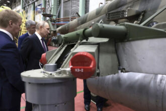 o noua nationalizare vladimir putin companiile care nu indeplinesc contractele de aparare vor primi directori de la minister 683a03c324140