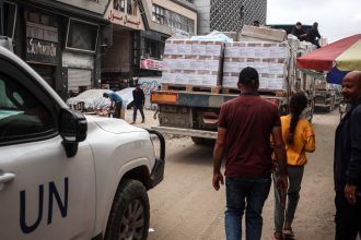 o picatura in ocean dupa aproape trei luni de blocada israelul a permis accesul unor camioane onu cu ajutoare in fasia gaza 682c0d8720f5a