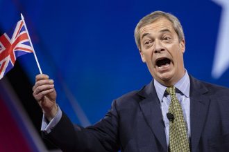 partidul lui nigel farage castiga un scrutin partial in marea britanie esec pentru starmer 68148bed75177