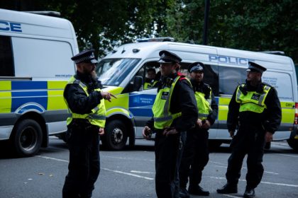 politia britanica anunta ca a arestat opt barbati suspecti de terorism dintre care sapte sunt iranieni 68172464d5afd