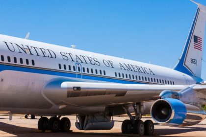 raspunsul casei albe la oferta qatarului de a i oferi lui trump un nou avion air force one 6821f2046c5c1