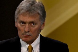 raspunsul kremlinului la propunerea lui zelenski privind o intalnire trilaterala cu putin si trump 6836fe5007df1