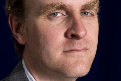 razboiul din ucraina a reinviat strategiile razboiului rece sustine fiul scriitorului john le carre 682ed99056bbc