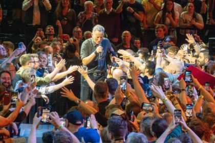 razboiul dintre bruce springsteen si trump continua cantaretul a lansat un album live cu critici la adresa presedintelui american 682e15d645319