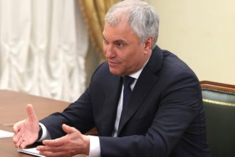 rusia da lectii de democratie statele europene se transforma in regimuri totalitare romania folosita ca exemplu 681528f498825