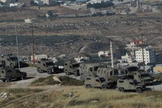 sefi din serviciul de securitate interna din israel shin bet ameninta cu demisia daca se confirma numirea unui ultrareligios ca sef 6833f7b1349e0