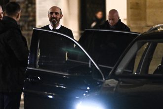 sie raspunde acuzatiilor aur seful serviciului francez de informatii externe nu a vizitat romania inainte de alegeri 683860371337a