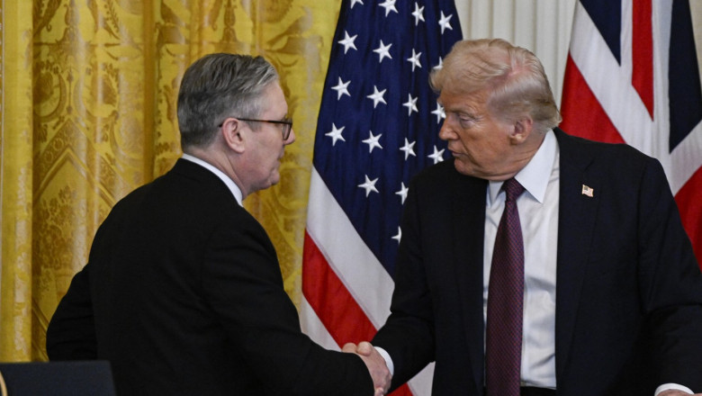 sua si marea britanie au semnat un acord comercial total si complet anunta donald trump 681ca75595148