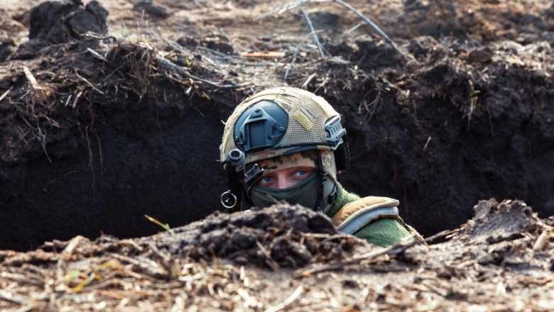 ucraina cere tarilor membre ue sa i plateasca armata cu bani europeni asigura protectia intregii europe 68317328e799f