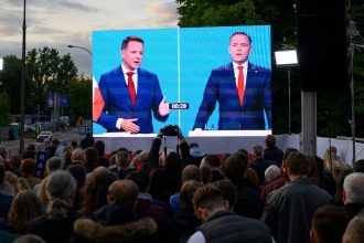 ultima dezbatere prezidentiala din polonia inainte de turul 2 trzaskowski il acuza pe nawrocki ca foloseste limbajul lui putin 6832034d00f5f