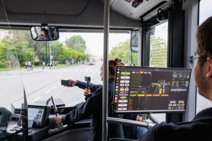 un autobuz electric fara sofer a fost testat in premiera la cluj napoca viitorul circula in oras fara sofer dar cu viziune 6830d38d8c2c3