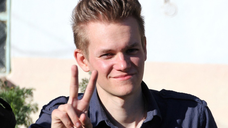 un jurnalist suedez a fost condamnat in turcia pentru ca l ar fi insultat pe erdogan doar imi faceam treaba 68134174b934a