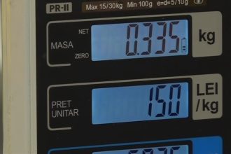 video au aparut ciresele in piete la preturi care pot ajunge la 150 de lei kg pe tarabe sunt doar importuri mai bine investim in aur 681dafed77188