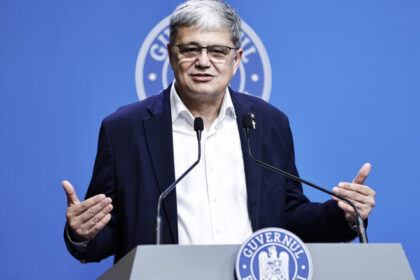 video comisia europeana a suspendat 869 milioane de euro din cererea 3 din pnrr bolos anunta cate jaloane sunt neindeplinite 68399303a2fc1