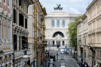 video declaratia de avere este publica in italia in spania doar inaltii demnitari sunt obligati sa o completeze regele este exceptat 6839cb8388569