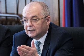video emil boc astazi practic avem un referendum pentru mentinerea romaniei in ue sau pentru iesirea romaniei din ue 68299e8c6980c